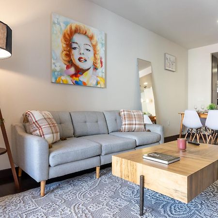 One Bedroom Apartment With View Los Ángeles Exterior foto